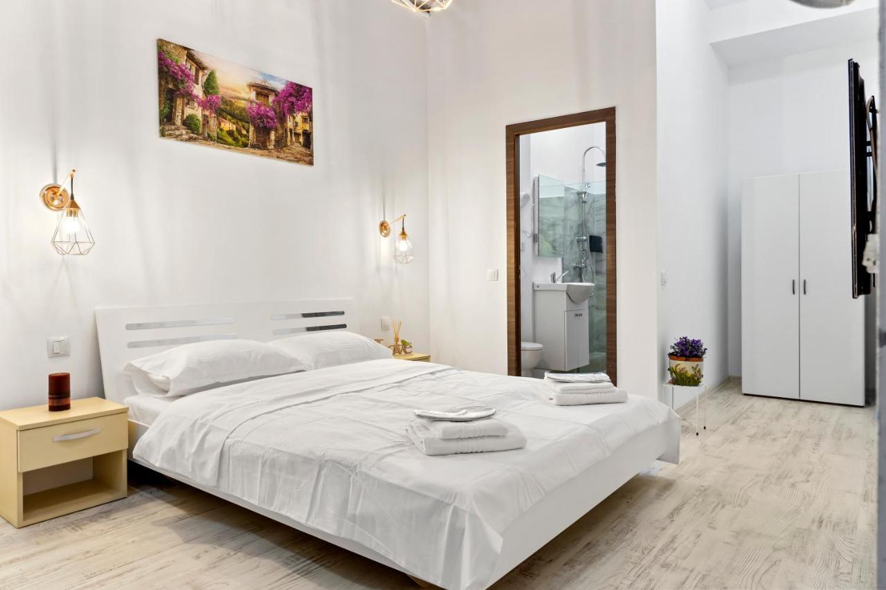 Selari Chambre Bucarest Extérieur photo