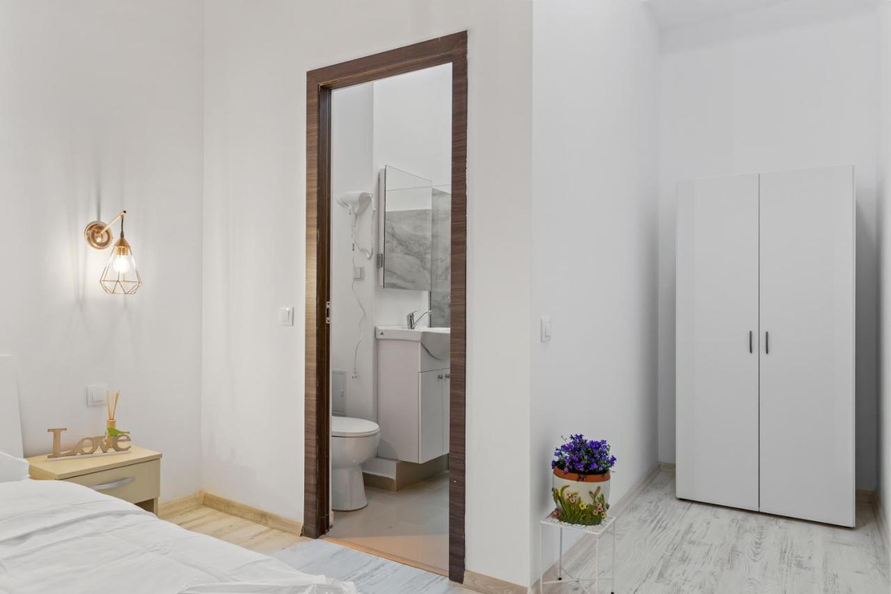 Selari Chambre Bucarest Extérieur photo